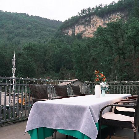 一树一花客栈眷恋店 Apartment Wulingyuan Exterior photo